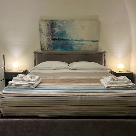 Sanbiagio, 25 Guesthouse نابولي المظهر الخارجي الصورة