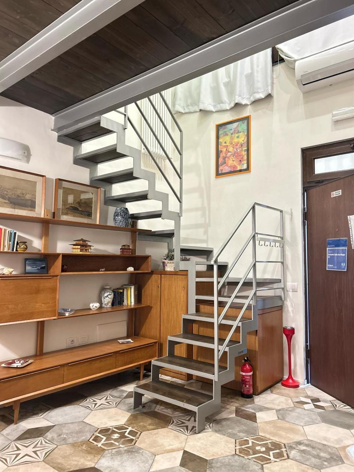 Sanbiagio, 25 Guesthouse نابولي المظهر الخارجي الصورة