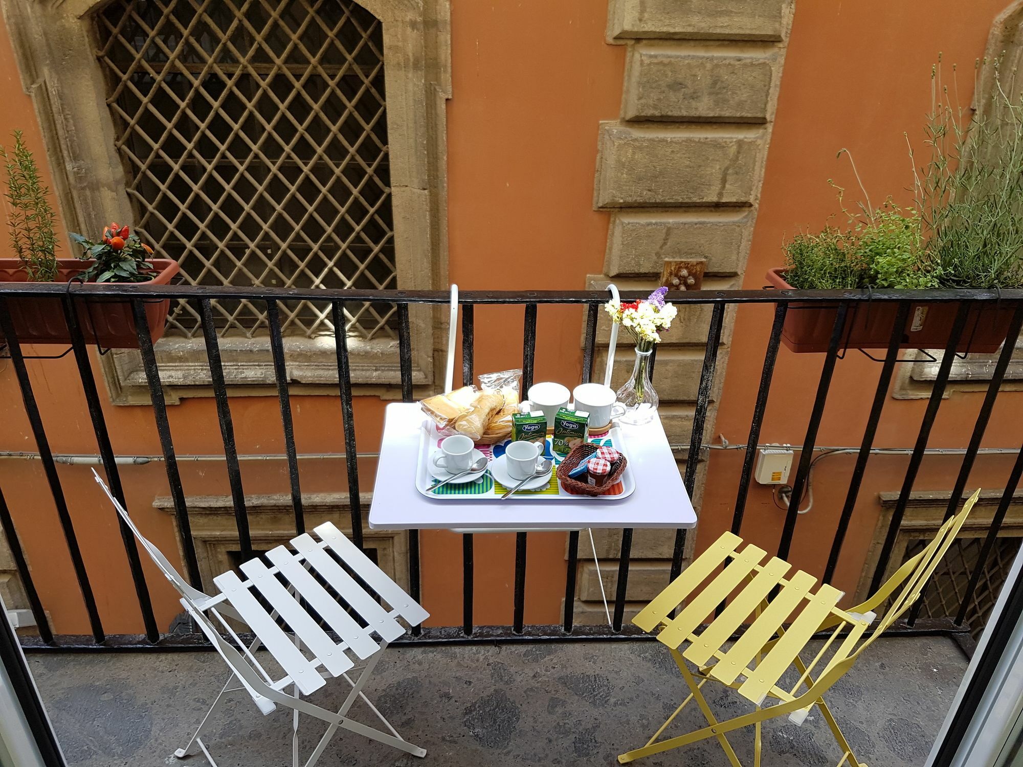 Sanbiagio, 25 Guesthouse نابولي المظهر الخارجي الصورة