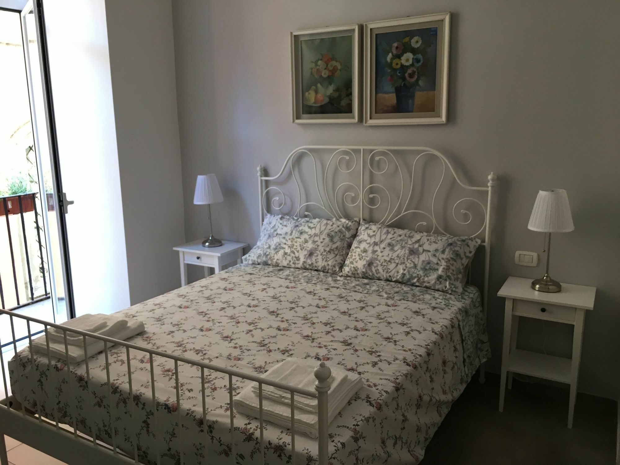 Sanbiagio, 25 Guesthouse نابولي المظهر الخارجي الصورة