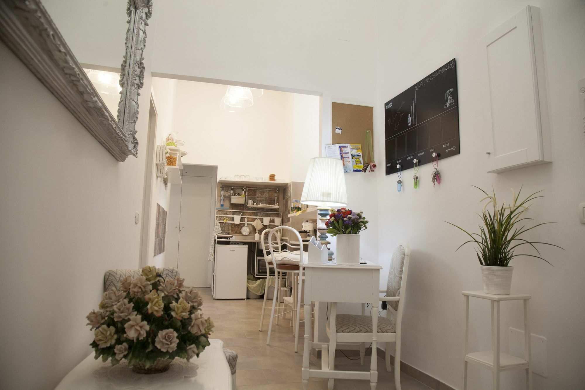 Sanbiagio, 25 Guesthouse نابولي المظهر الخارجي الصورة
